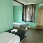 къща 